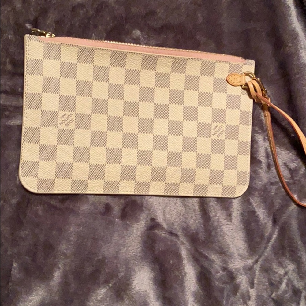 Authentic Louis Vuitton Pouch!